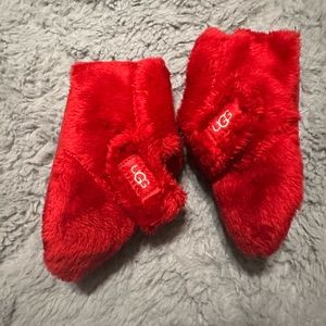 Red ugg bixbee crib bootie